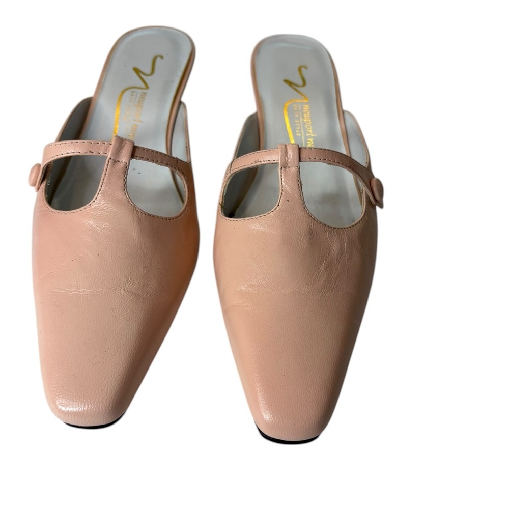 Elegant‎ Pink Sand Mules